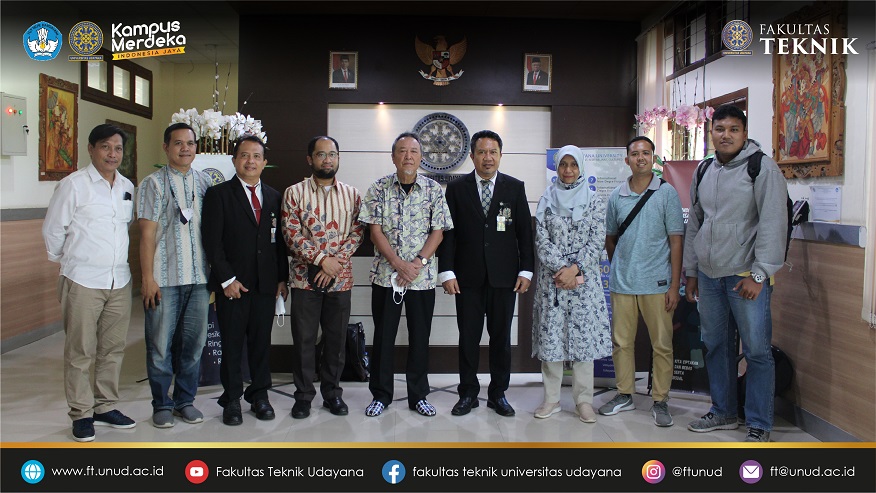 International Cooperation of the Faculty of Engineering, Udayana University with PT Awina Sinergi International regarding Solar Panels and the Concept of Sustainable Technology